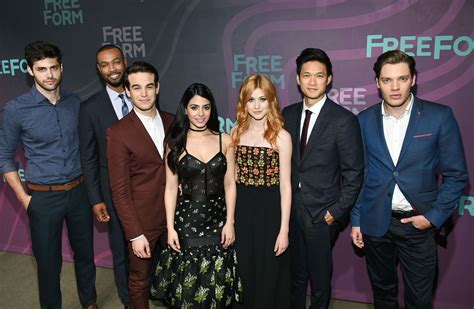 shadowhunters whos dating who